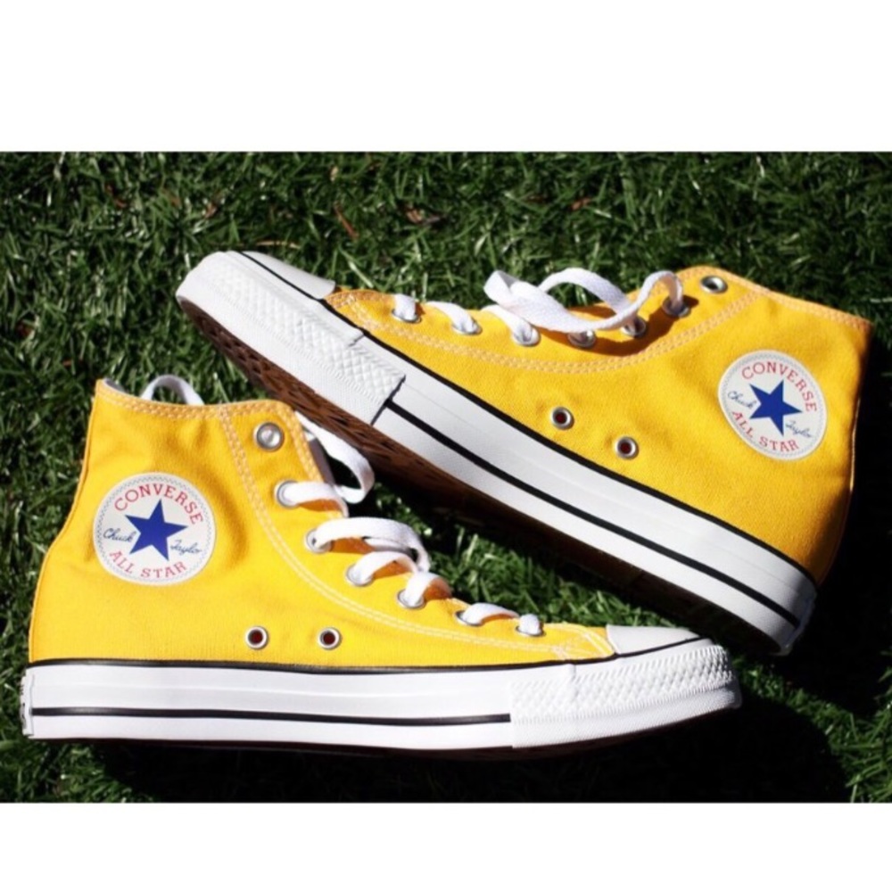 🌼YELLOW HIGHTOP CONVERSE🌼 size 8 women’s custom